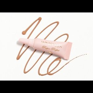 5/$25❣️ Peeper Perfect Under-Eye Concealer in Medium